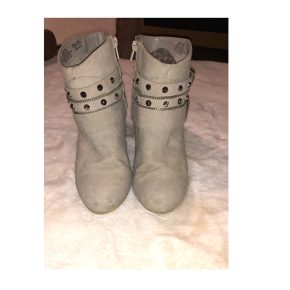 JLo booties - Picture 3 of 3